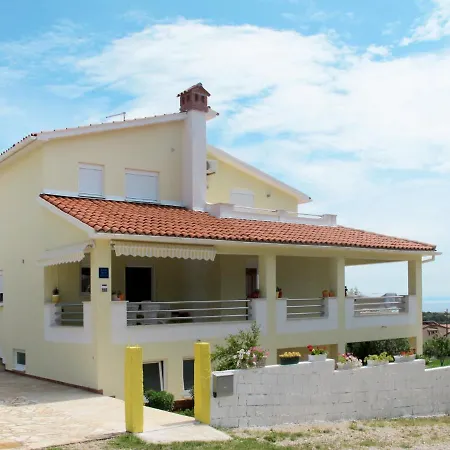 Apartament Celina